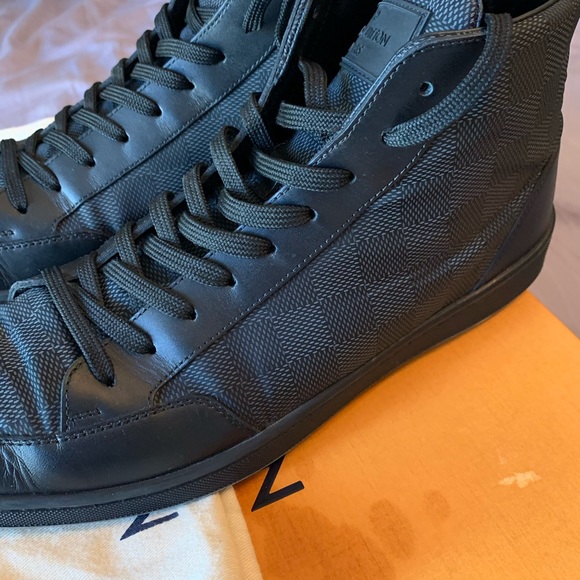 Louis Vuitton offshore high top sneakers - Picture 3 of 8